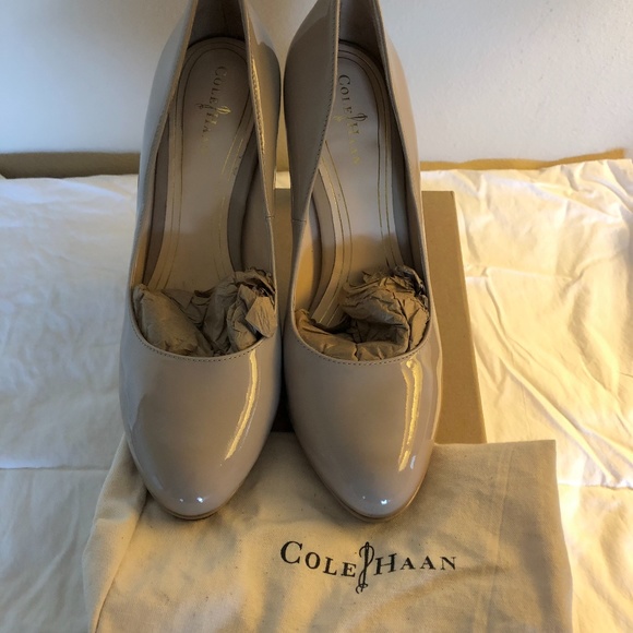 Cole Haan Chelsea Pump - Picture 2 of 3
